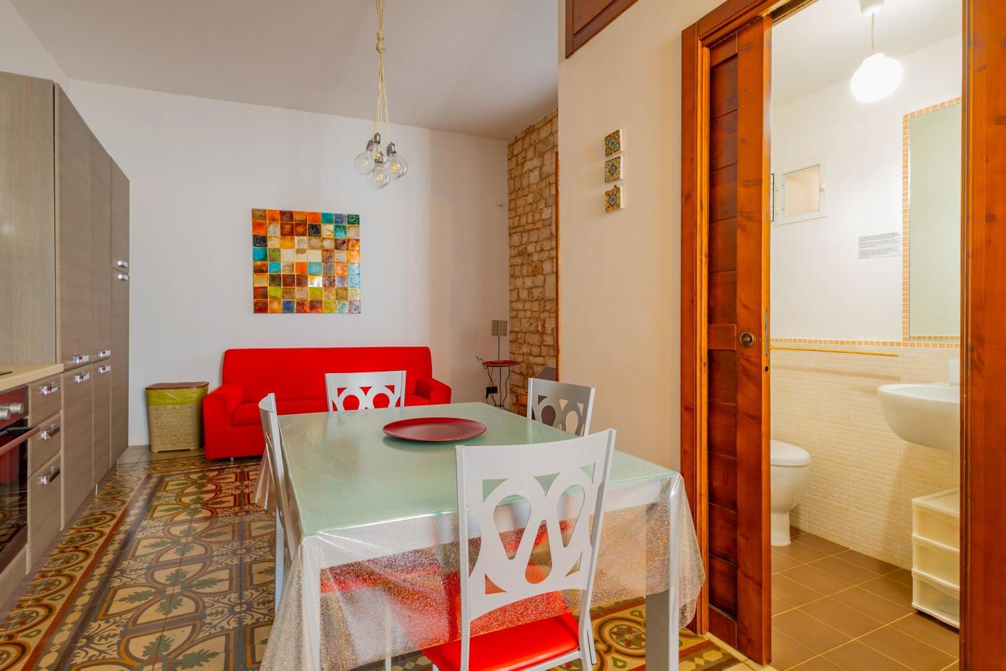 Antiche Mura Apartments "Nel Cuore Della Puglia"Bivani, Cucina, Terrazzo トゥーリ エクステリア 写真