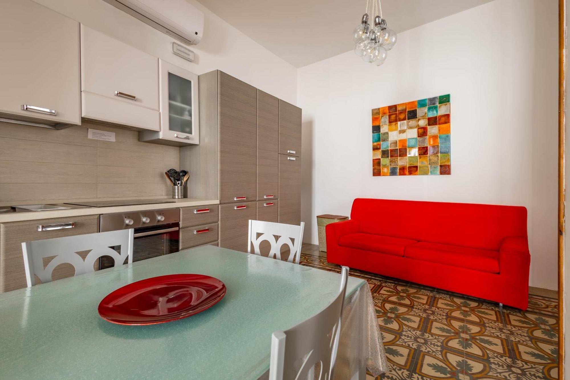 Antiche Mura Apartments "Nel Cuore Della Puglia"Bivani, Cucina, Terrazzo トゥーリ エクステリア 写真
