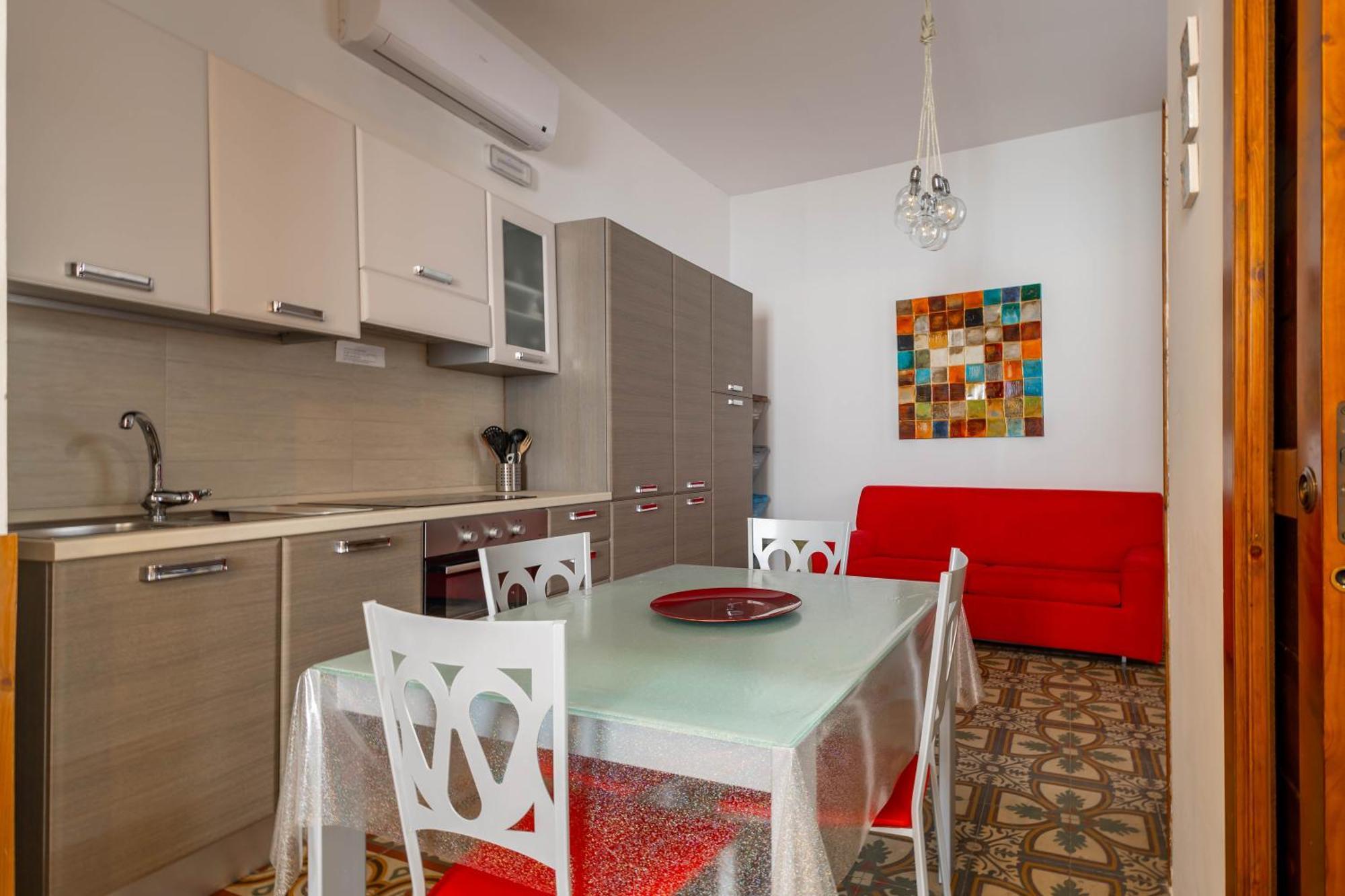 Antiche Mura Apartments "Nel Cuore Della Puglia"Bivani, Cucina, Terrazzo トゥーリ エクステリア 写真