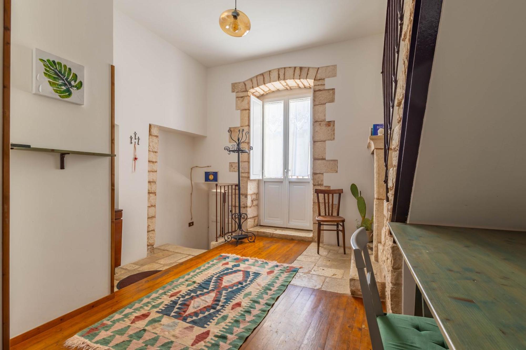 Antiche Mura Apartments "Nel Cuore Della Puglia"Bivani, Cucina, Terrazzo トゥーリ エクステリア 写真